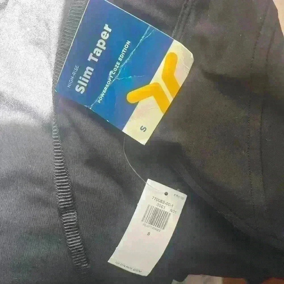 Old navy Activewear Pants - Picture 1 of 3